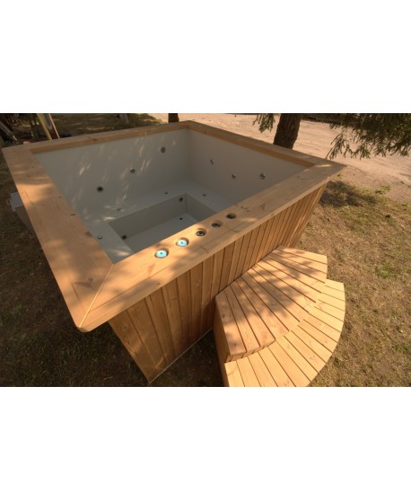 Square shape hot tub Square shape hot tub