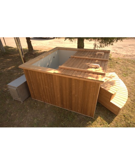 Square shape hot tub Square shape hot tub