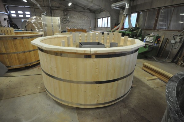 spruce wood hot tub spruce wood hot tub