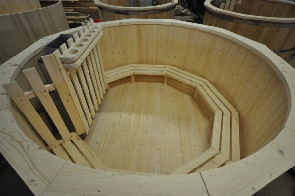 spruce wood hot tub spruce wood hot tub