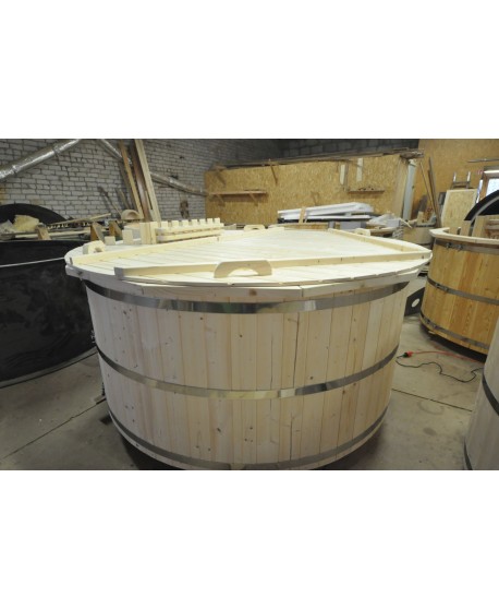 spruce wood hot tub spruce wood hot tub