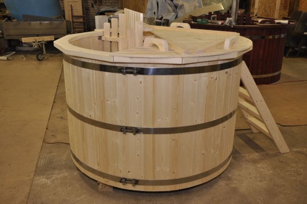 spruce wood hot tub spruce wood hot tub