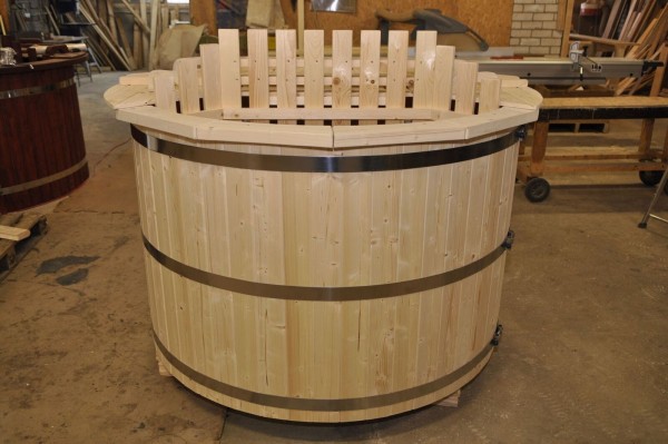 spruce wood hot tub spruce wood hot tub