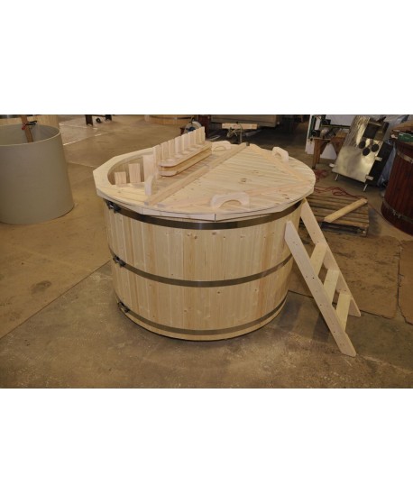outdoor wooden tub