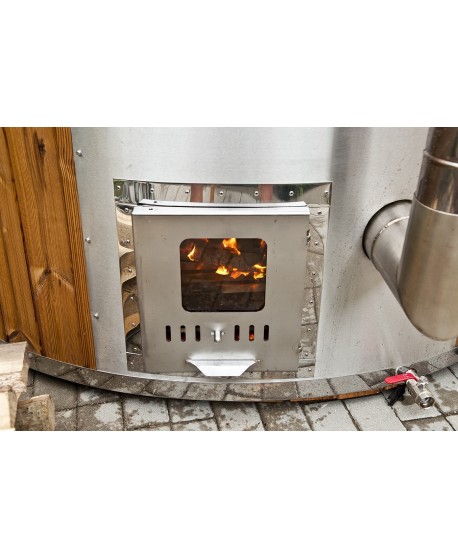 Royal wellness hot tub with integrated stove Royal wellness hot tub with integrated stove
