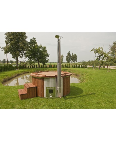 Royal wellness hot tub with integrated stove Royal wellness hot tub with integrated stove