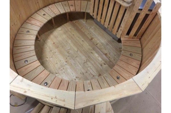 larch wood hot tub larch wood hot tub