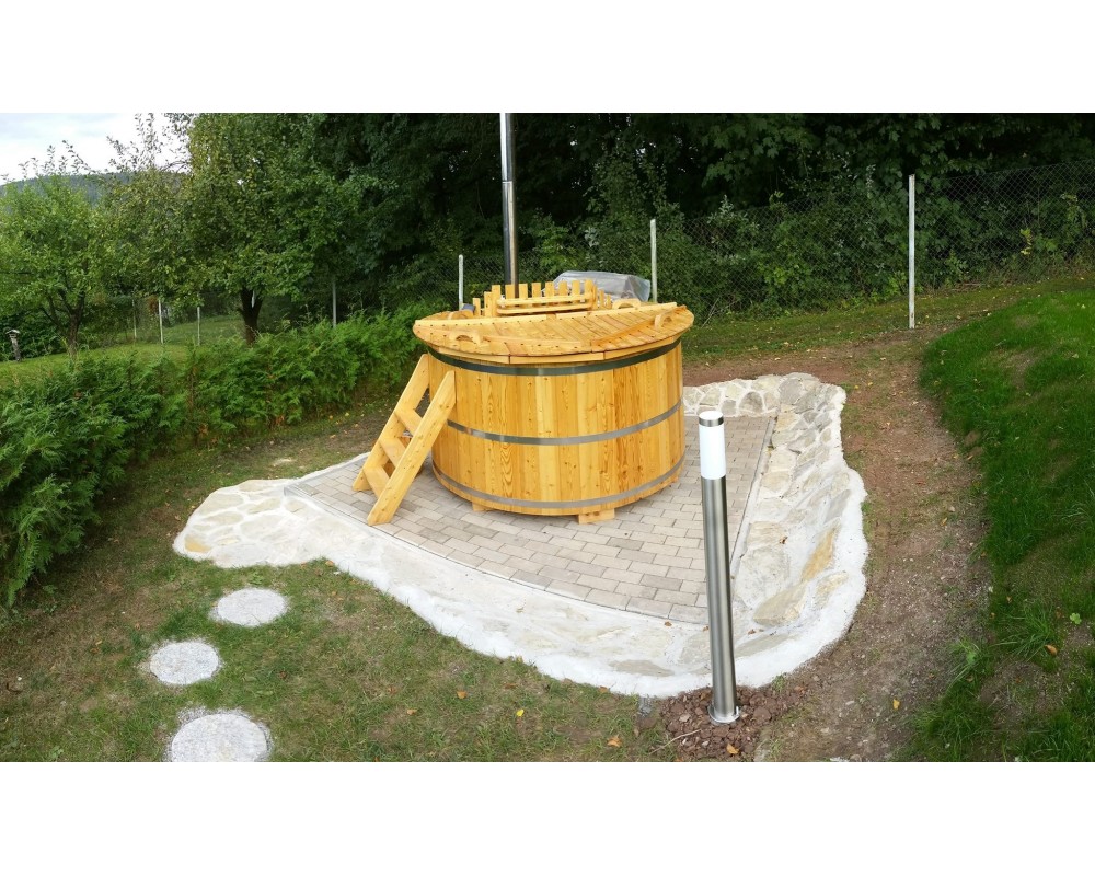 larch wood hot tub larch wood hot tub