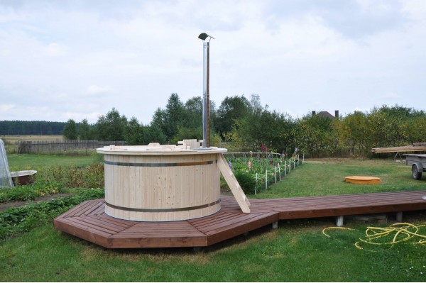 spruce wood hot tub spruce wood hot tub