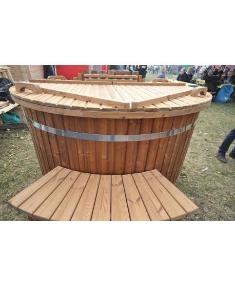 Hot tub with plastic liner and internal stove 180cm Hot tub with plastic liner and internal stove 180cm