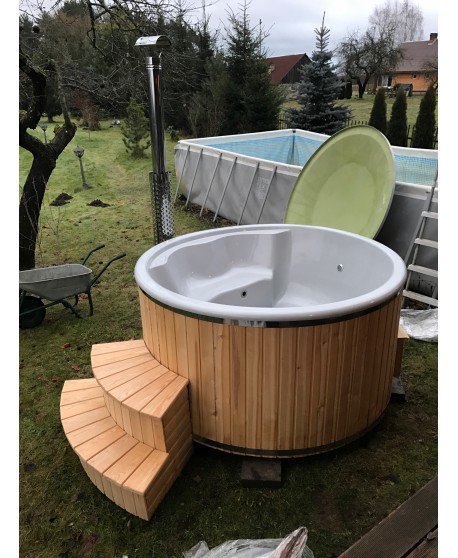 ROYAL WELLNESS hot tub ROYAL WELLNESS hot tub