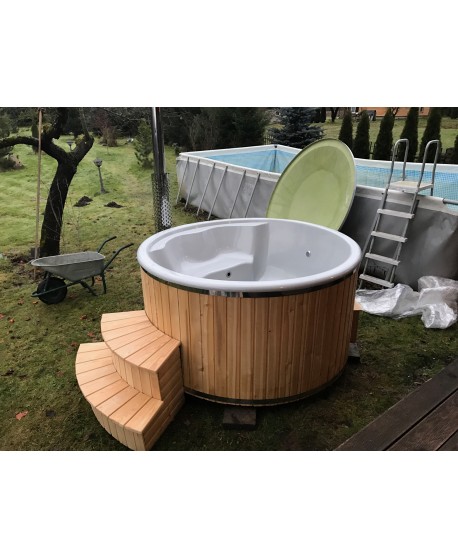 ROYAL WELLNESS hot tub ROYAL WELLNESS hot tub