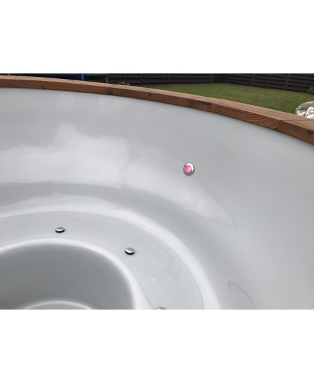 Wood fired hot tub with massages Wood fired hot tub with massages