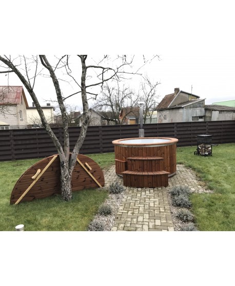 Wood fired hot tub with massages Wood fired hot tub with massages