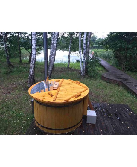 Outdoor hot tub with integrated wood stove 1.6 m Outdoor hot tub with integrated wood stove 1.6 m