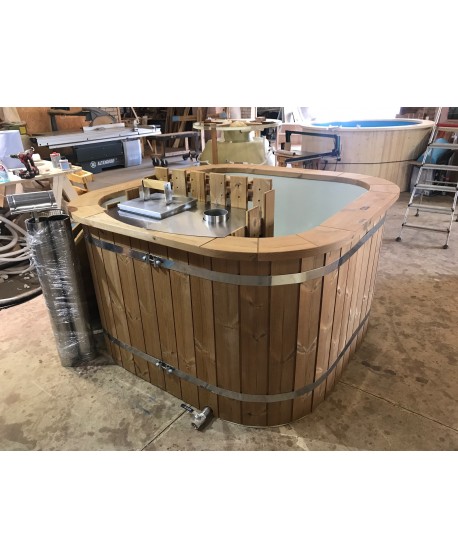 Kvadratinis SPA kubilas Kvadratinis SPA kubilas