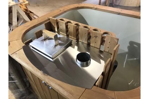 Kvadratinis SPA kubilas Kvadratinis SPA kubilas
