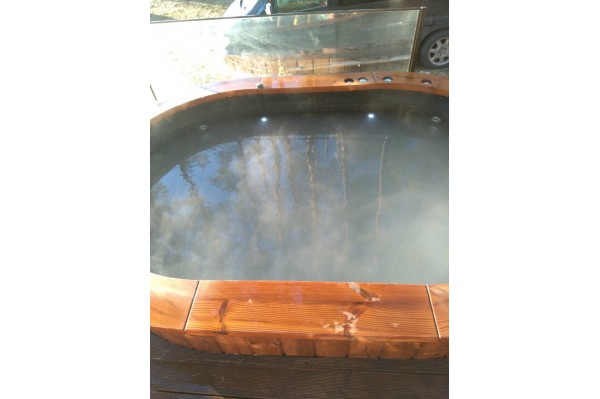 Ofuro hot tub with massages Ofuro hot tub with massages