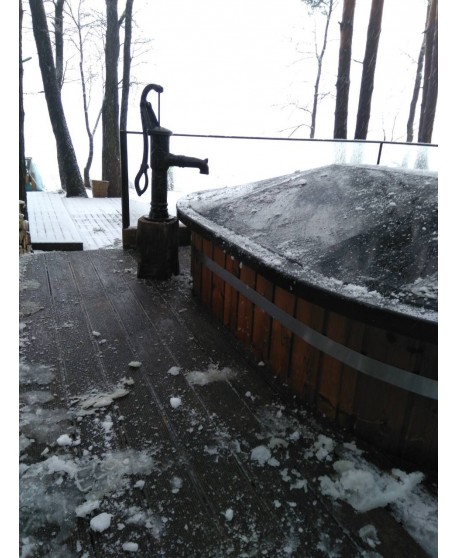 Ofuro hot tub with massages Ofuro hot tub with massages