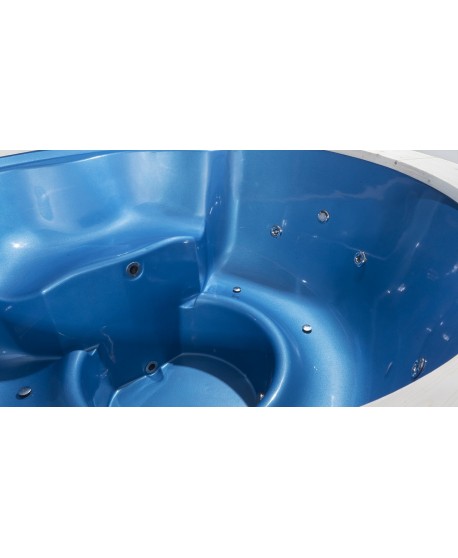 Fiberglass hot tub model in blue pearl color! Fiberglass hot tub model in blue pearl color!