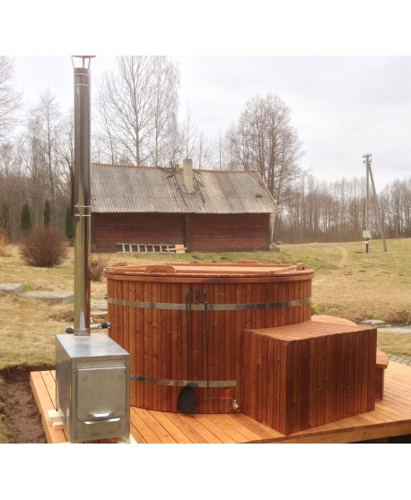 Plastic lined hot tub with thermowood Plastic lined hot tub with thermowood