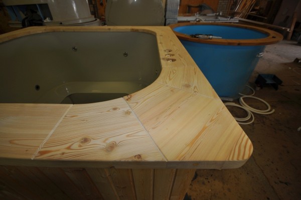 square shape plastic hot tub with spruce trim square shape plastic hot tub with spruce trim